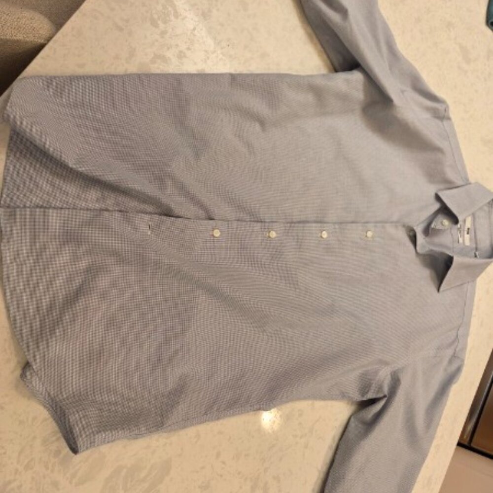 Uniqlo Non-Iron Cotton Stretch Slim Fit Dress Shirt - Picture 4 of 4